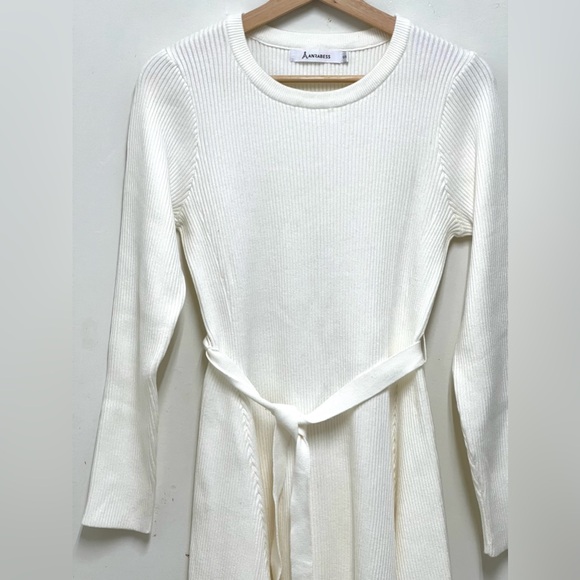 Anrabess Women's Off-White Knit Pullover Dress w/Belt Size S NWOT - Picture 3 of 8